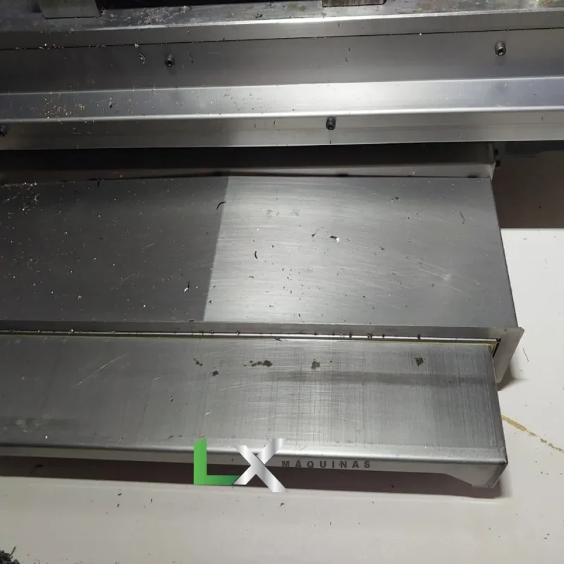 CENTRO DE USINAGEM E FURAÇÃO FANUC ROBODRILL ALPHA-D21liB5 - ANO 2023 (6)