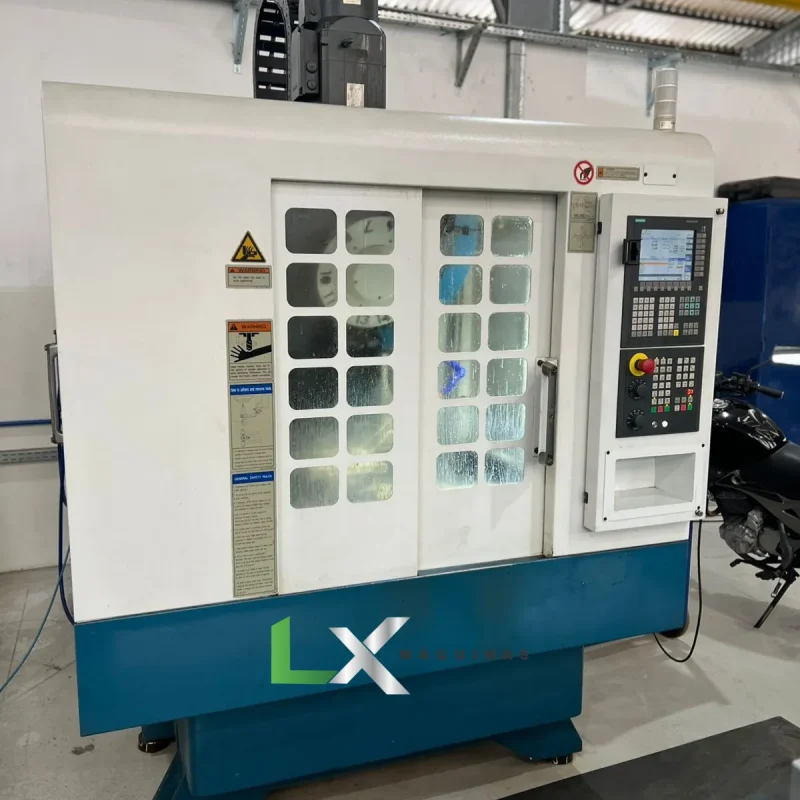 CENTRO DE USINAGEM E FURAÇÃO HYUNDAI SPT-T500 (6)