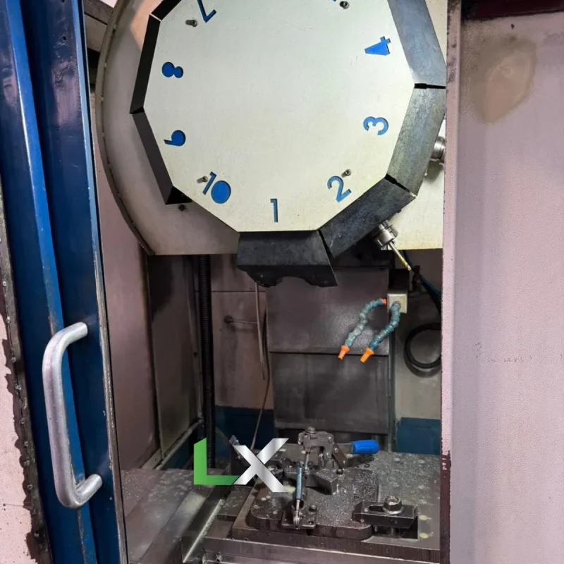 CENTRO DE USINAGEM E FURAÇÃO ROMI VTC30A - FANUC - 2007 (7)