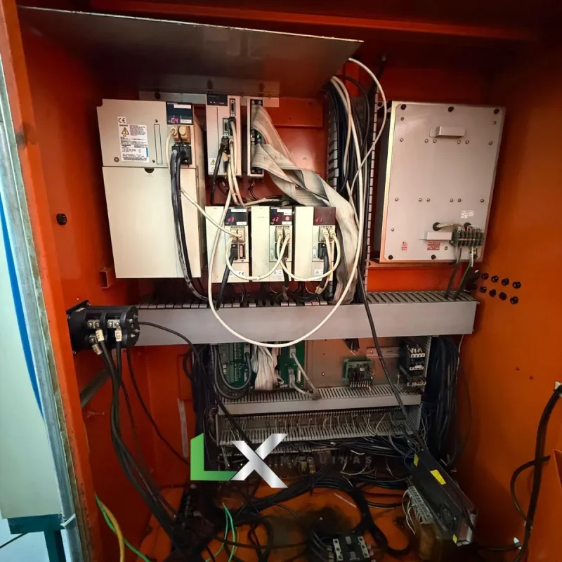 CENTRO DE USINAGEM FEELER FV-600SE - ANO 1999 (MUITO CONSERVADO) (2)_11zon