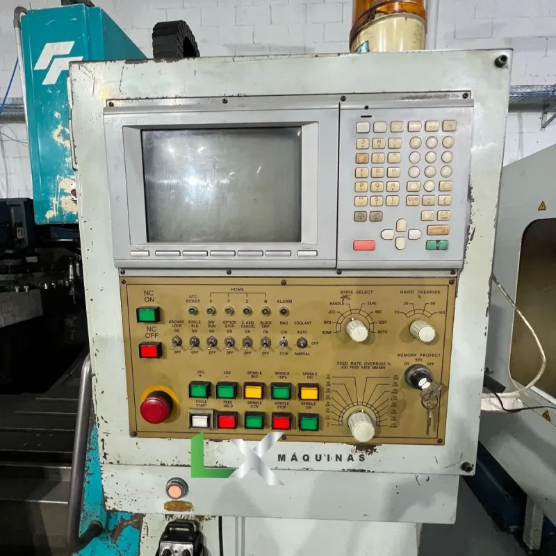 CENTRO DE USINAGEM FEELER FV800S - ANO 1998 (1)