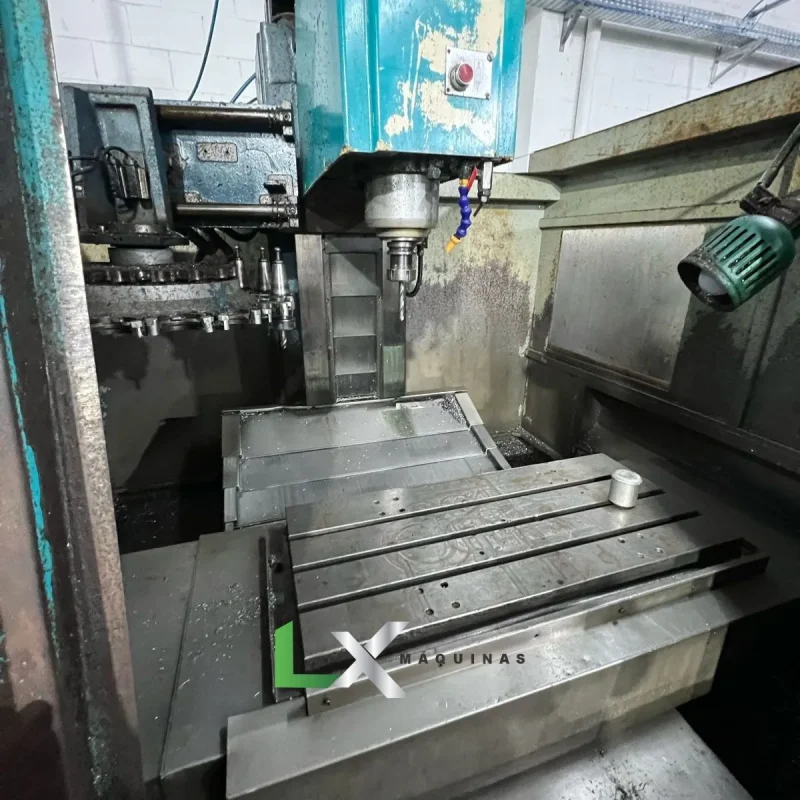 CENTRO DE USINAGEM FEELER FV800S - ANO 1998 (4)