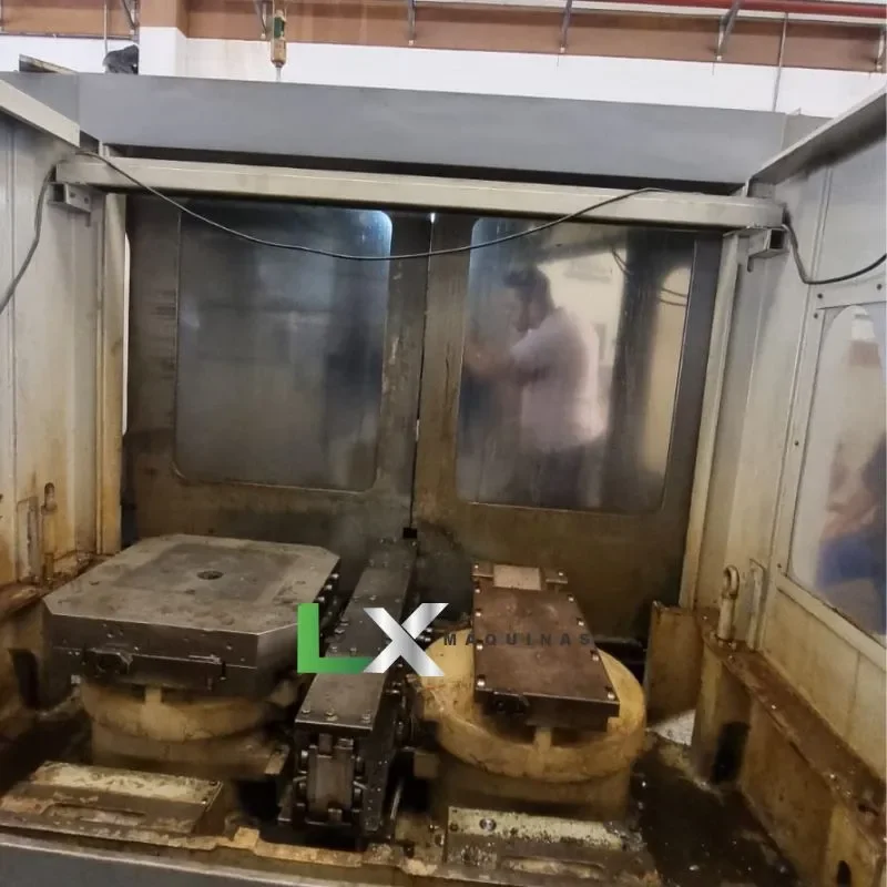 CENTRO DE USINAGEM HORIZONTAL HYUNDAI KH50G - FANUC - 2005 (8)