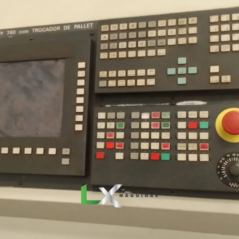 CENTRO DE USINAGEM ROMI BRIDGEPORT D760 – SIEMENS – COM TROCADOR DE PALETES (7)