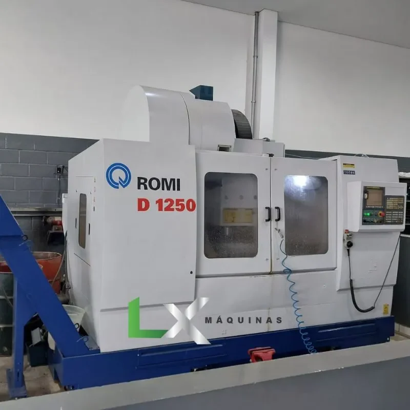 CENTRO DE USINAGEM ROMI D1250 - FANUC - 2015 (7)