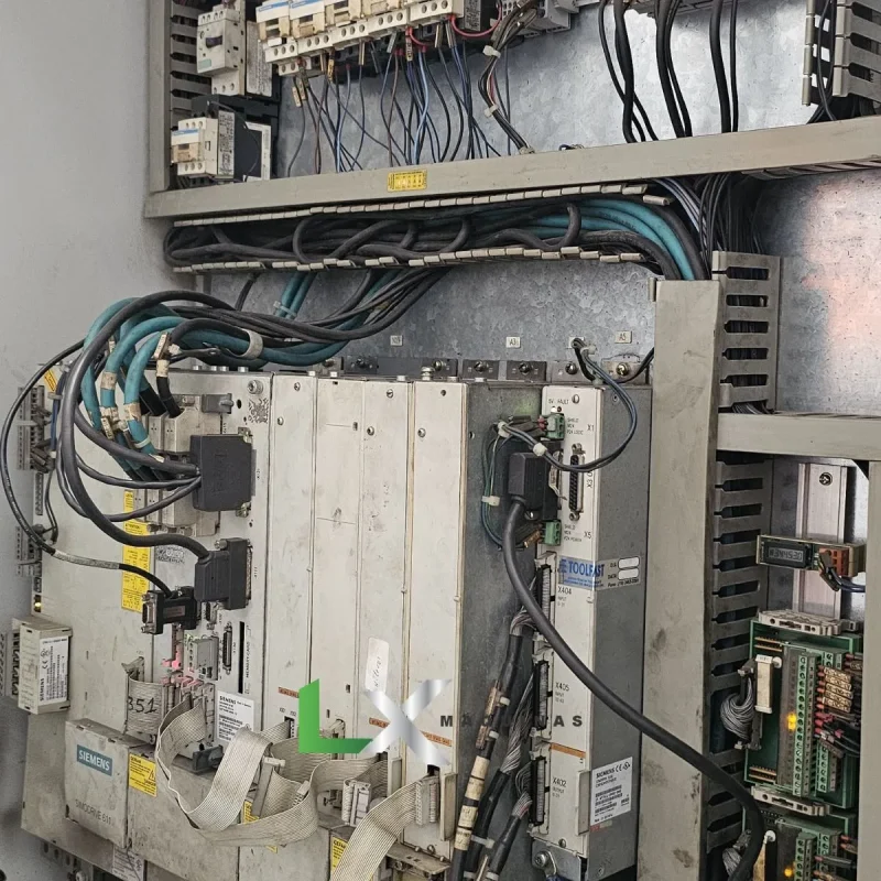 CENTRO DE USINAGEM ROMI D1250 - SIEMENS - TROCADOR ATC - ANO 2004 (6)_11zon