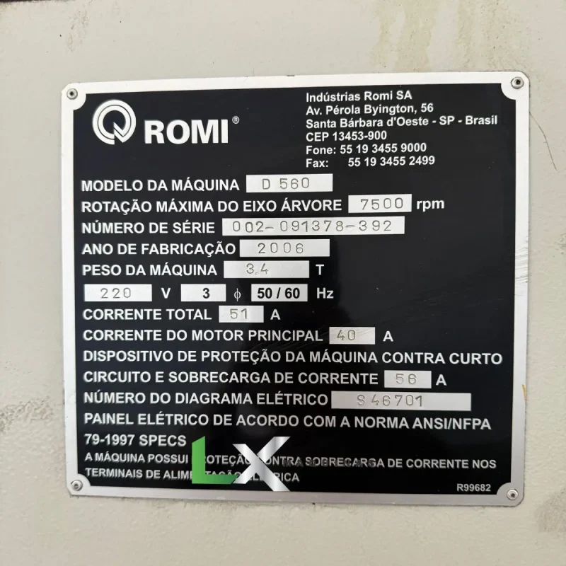 CENTRO DE USINAGEM ROMI D560 – SIEMENS – COM TRANSPORTADOR DE CAVACOS (1)