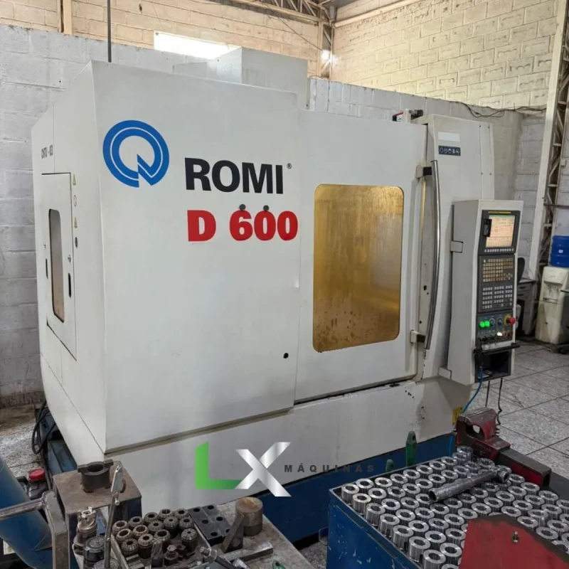 CENTRO DE USINAGEM ROMI D600 ANO 2013 - FANUC - 6 MIL HRS DE USO (2)