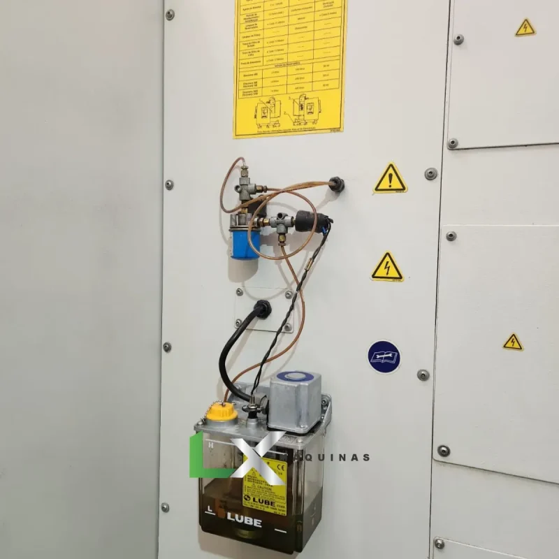 CENTRO DE USINAGEM ROMI D760 - FANUC - 2008 - REFRIGERAÇÃO INTERNA (1)