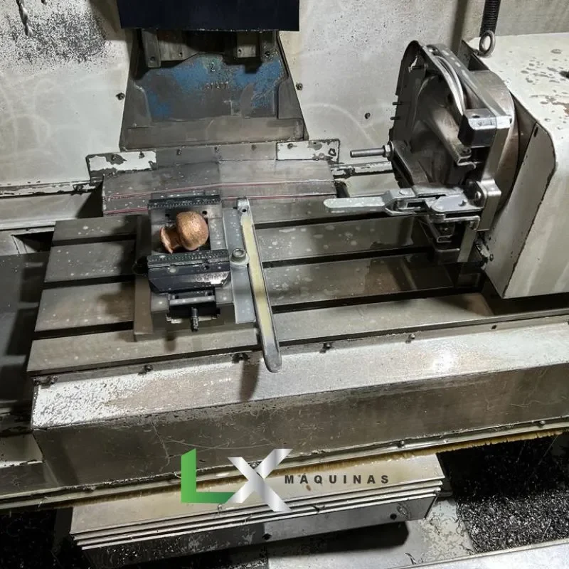 CENTRO DE USINAGEM ROMI D760 SIEMENS - 2008 (4)