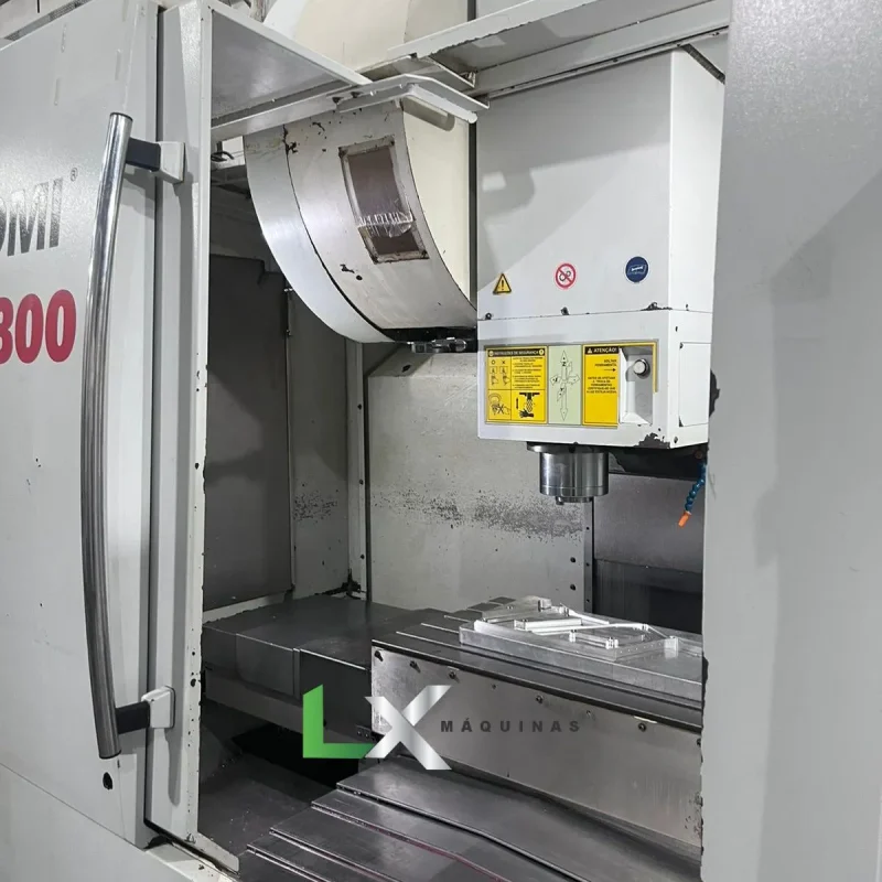 CENTRO DE USINAGEM ROMI D800 - FANUC - ANO 2009 (4)