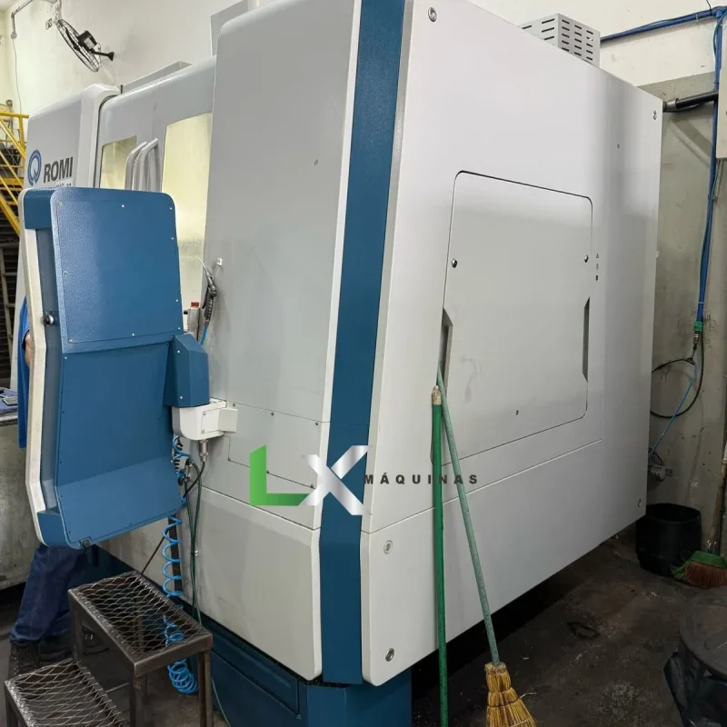 CENTRO DE USINAGEM ROMI D800 - FANUC - ANO 2022 (7)