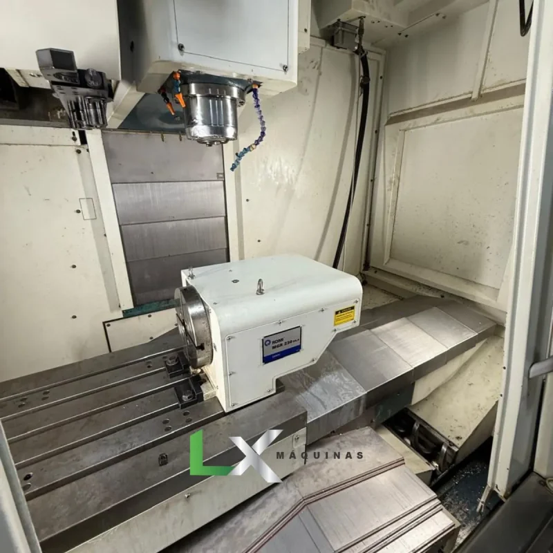 CENTRO DE USINAGEM ROMI D800 FANUC- COM 4 EIXO - ANO 2022 (5)