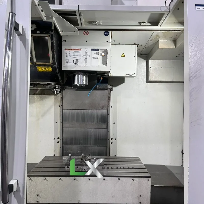 CENTRO DE USINAGEM ROMI D800 - SIEMENS 828D - ANO 2015 (10)