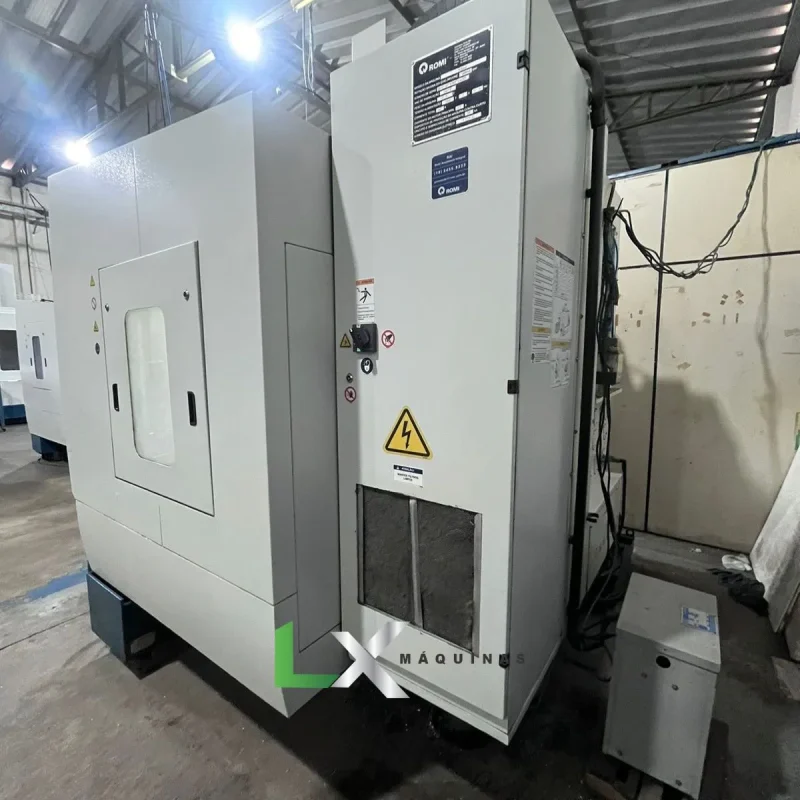 CENTRO DE USINAGEM ROMI D800 - SIEMENS 828D - ANO 2015 (11)