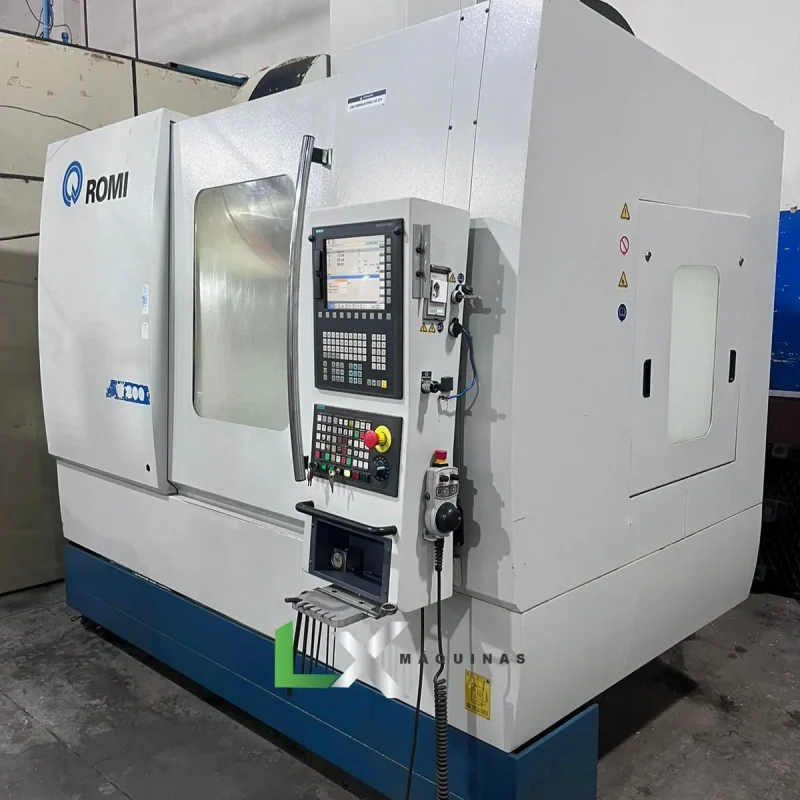 CENTRO DE USINAGEM ROMI D800 - SIEMENS 828D - ANO 2015 (14)