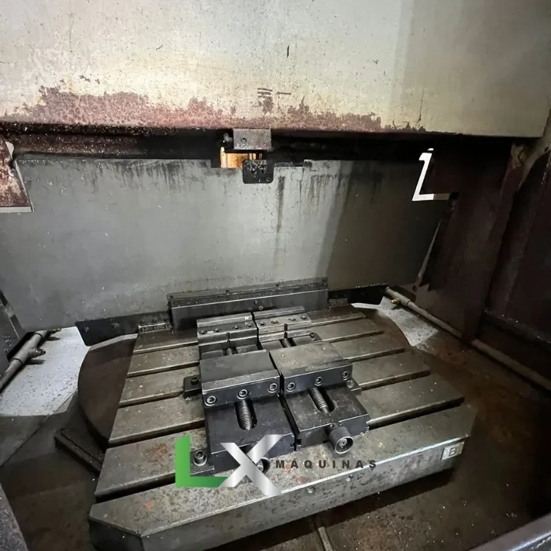 CENTRO DE USINAGEM VERTICAL DUPLO PALLET MORI SEIKI CV500A (4)