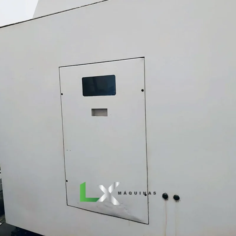 CENTRO DE USINAGEM VERTICAL EUROSTEC MCV-520 - GUIAS LINEARES - ANO 2016 (4)