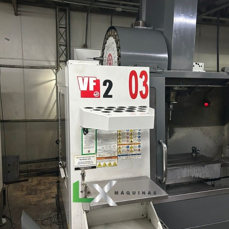 CENTRO DE USINAGEM VERTICAL HAAS VF2 - ANO 2011 (4)