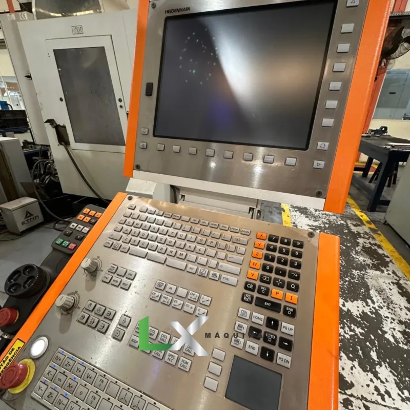 CENTRO DE USINAGEM VERTICAL MIKRON HEM800 COM 4EIXO - ANO 2021 (8)