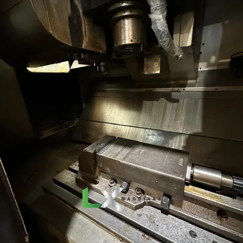 CENTRO DE USINAGEM VERTICAL MORI SEIKI SVD403 - 600 X 430 X 460 MM - ANO 2001 (6)