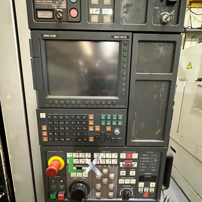 CENTRO DE USINAGEM VERTICAL MORI SEIKI SVD503 – ANO 2001 (1)