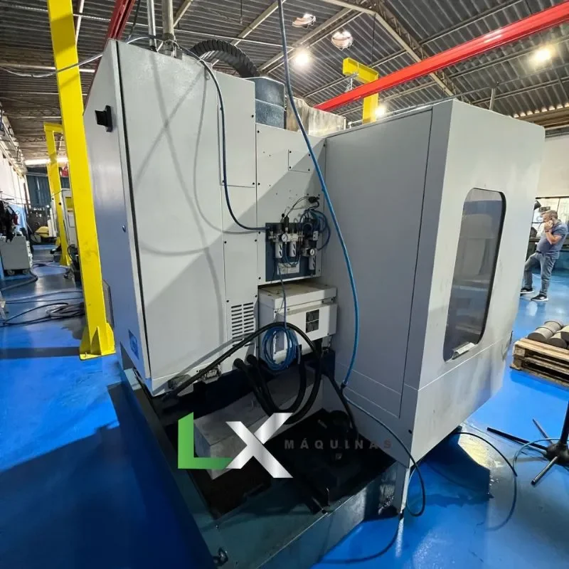 CENTRO DE USINAGEM VERTICAL ROMI D760 - SIEMENS - 2006 (1)