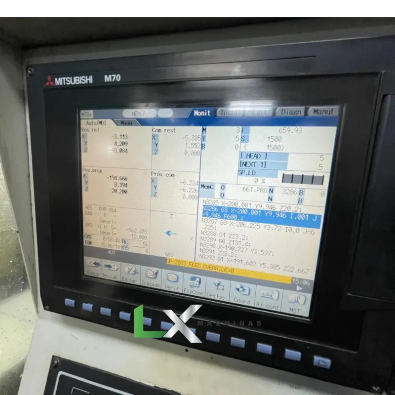 CENTRO DE USINAGEM VERTICAL SINITRON VMC-1000L (3)