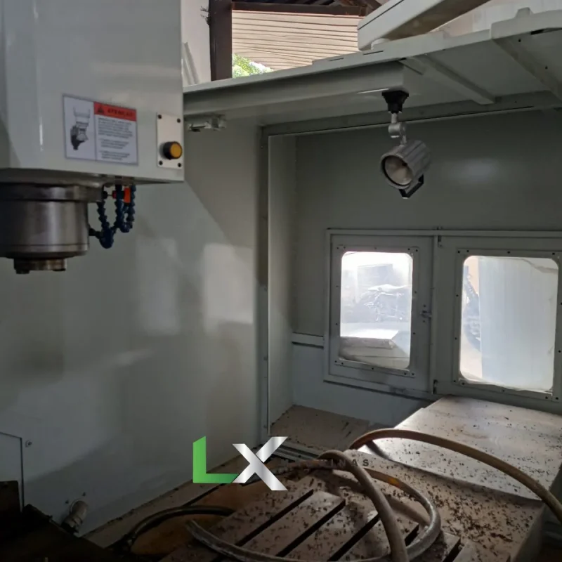 CENTRO DE USINAGEM VERTICAL TRAVIS M1500 - ANO 2007 - REFORMADA (2)