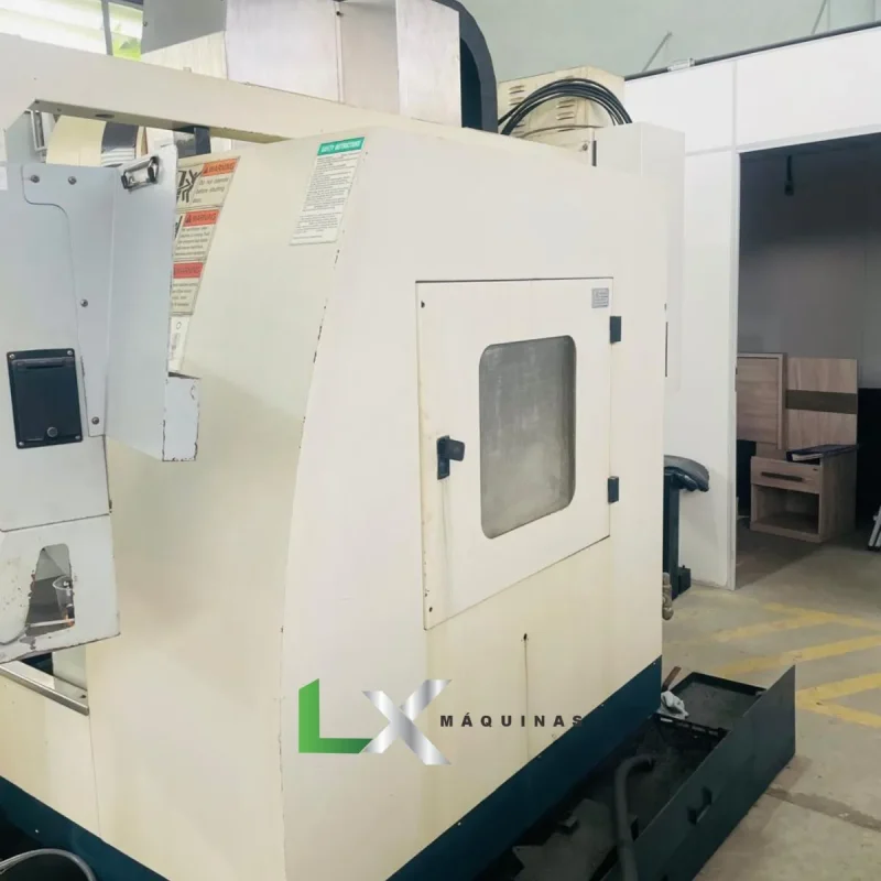 CENTRO DE USINAGEM VERTICAL VEKER MV1000 - MITSUBISHI - 2013 (2)