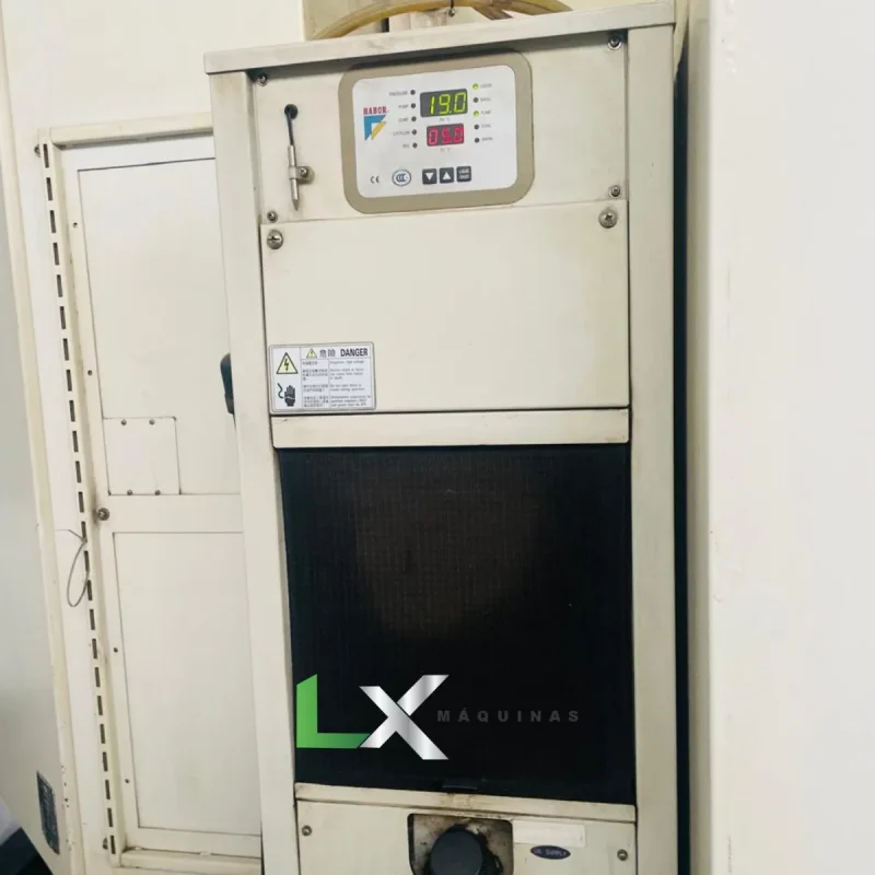 CENTRO DE USINAGEM VERTICAL VEKER MV1000 - MITSUBISHI - 2013 (4)