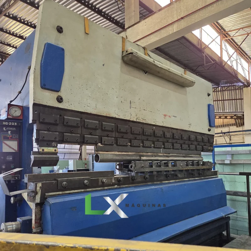 DOBRADEIRA HIDRAULICA ASAMA - 200 TON x 3M (3)