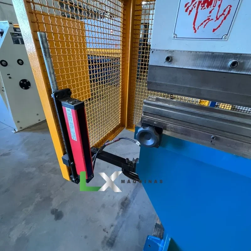 DOBRADEIRA HIDRÁULICA IMAG PVH302 - 3,2X2000MM (2)