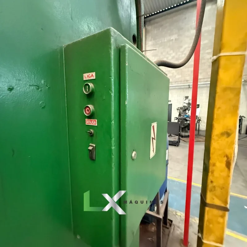 DOBRADEIRA NEWTON 4,8 X 3000 MM - 60 TON (5)