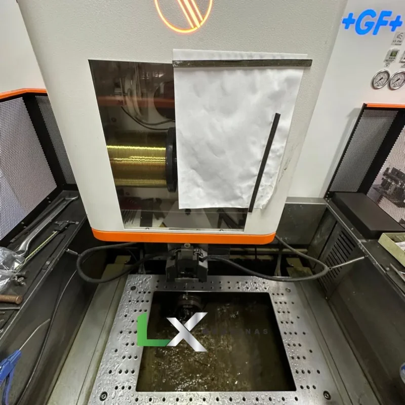 ELETROEROSÃO A FIO CNC CHARMILLES CUT E600 (3)