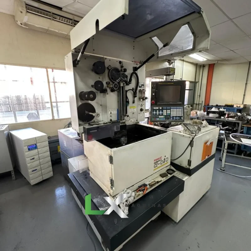 ELETROEROSÃO A FIO CNC FANUC ROBOCUT ALPHA OiC - ANO 2006 (6)