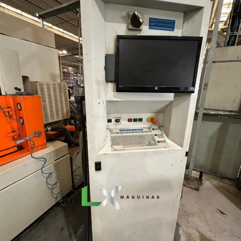 ELETROEROSÃO A PENETRAÇÃO CNC CHARMILLES ROBOFORM 35P - ANO 2006 (5)