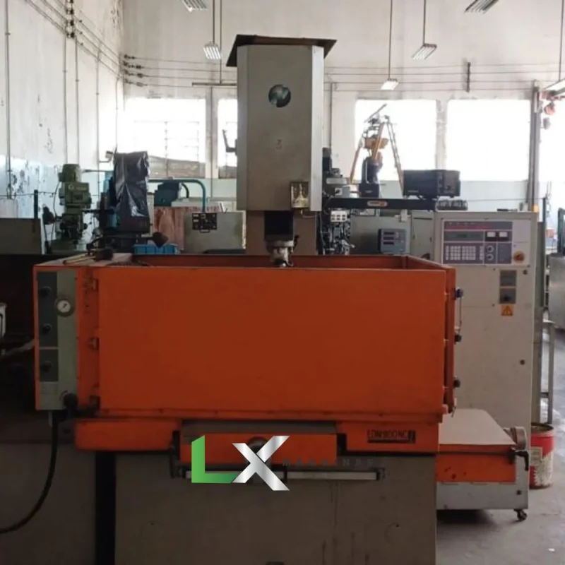 ELETROEROSÃO A PENETRAÇÃO ENGEMAQ EDM 900 NC (1)