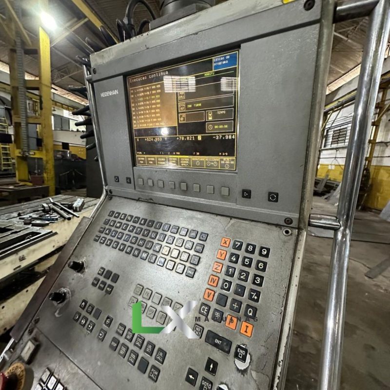 FRESADORA CNC MAKINO - HEIDENHAIN - 1700 X 700 X 500 MM (4)_11zon