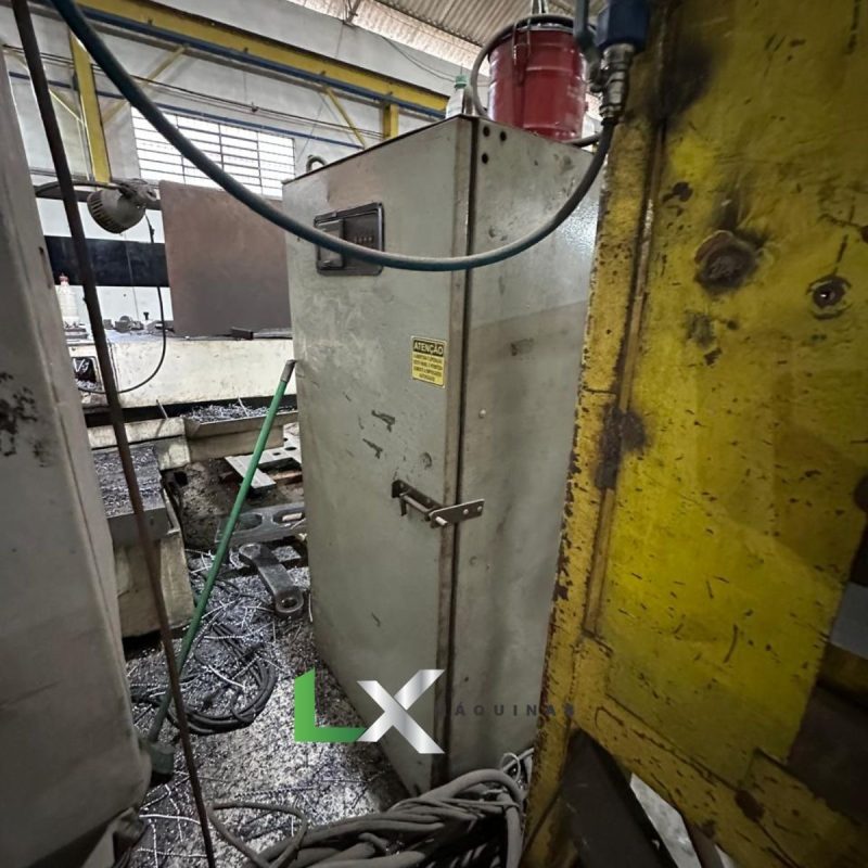 FRESADORA CNC MAKINO - HEIDENHAIN - 1700 X 700 X 500 MM (6)_11zon