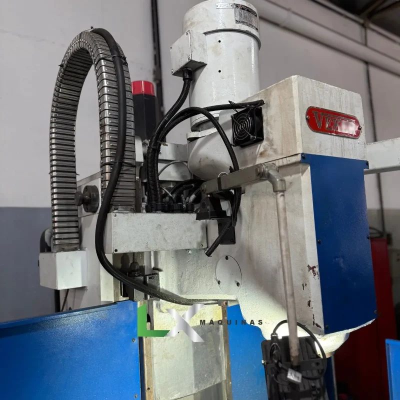 FRESADORA CNC VEKER VK4500 – FANUC (RECÉM REFORMADA) (1)
