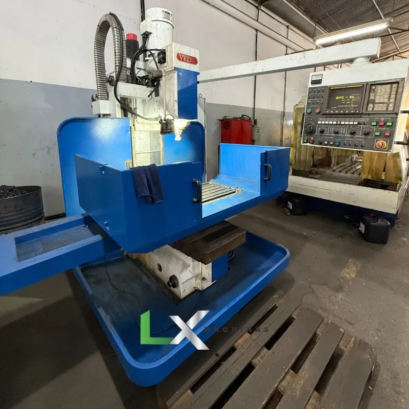FRESADORA CNC VEKER VK4500 – FANUC (RECÉM REFORMADA) (2)
