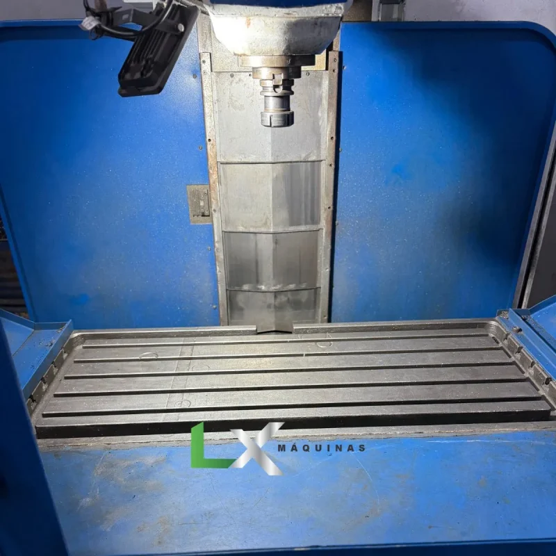 FRESADORA CNC VEKER VK4500 – FANUC (RECÉM REFORMADA) (8)