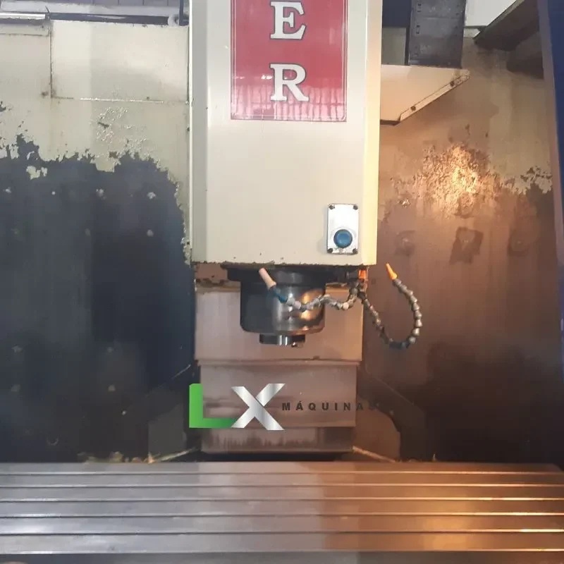 FRESADORA CNC VEKER VK4500D - SIEMENS - 2006 (4)