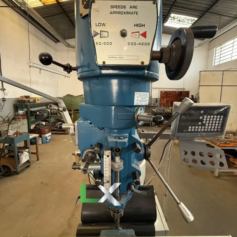 FRESADORA FERRAMENTEIRA CLEVER ISO 30 - COM DIGITAL (4)_11zon