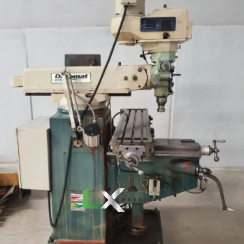 FRESADORA FERRAMENTEIRA DIPLOMAT FVF 2500 - ISO 40 - COM DIGITAL E AUTOMÁTICO (4)