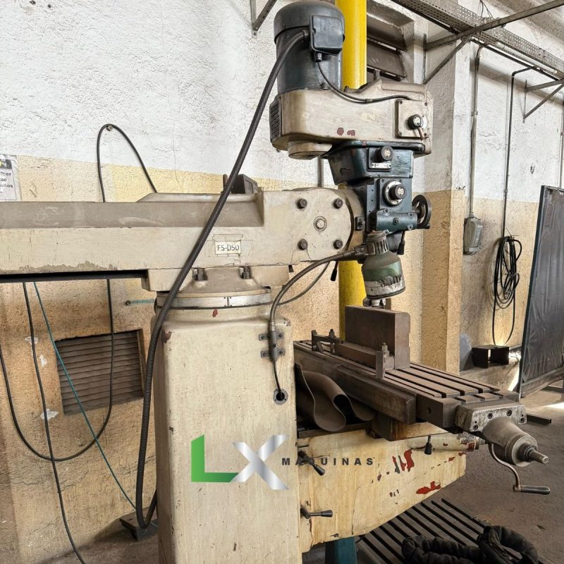 FRESADORA FERRAMENTEIRA FIRST ISO 40 COM DIGITAL E AUTOMÁTICO NA MESA (3)