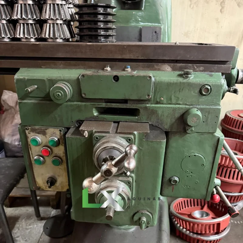 FRESADORA FERRAMENTEIRA INDUMA -ISO 40 - AUTOMÁTICO NOS 3 EIXOS (4)