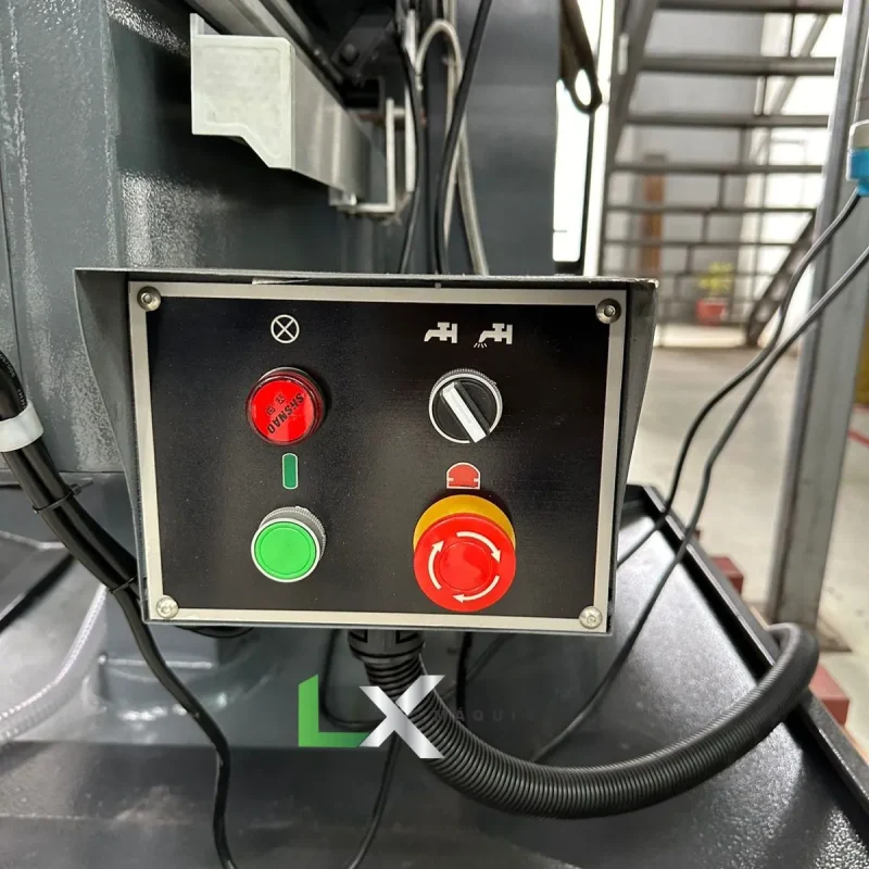 FRESADORA FERRAMENTEIRA LX FF4 - NOVA - COM ACESSORIOS (7)