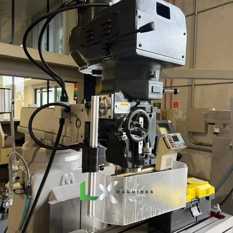 FRESADORA FERRAMENTEIRA MEKAN ISO40 - INVERSOR DE FREQUENCIA - NOVA (2)